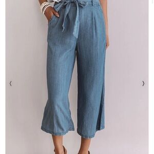 FEELING COASTAL CHAMBRAY PANTS || NWOT || Paper bag waist with tie || Size Large